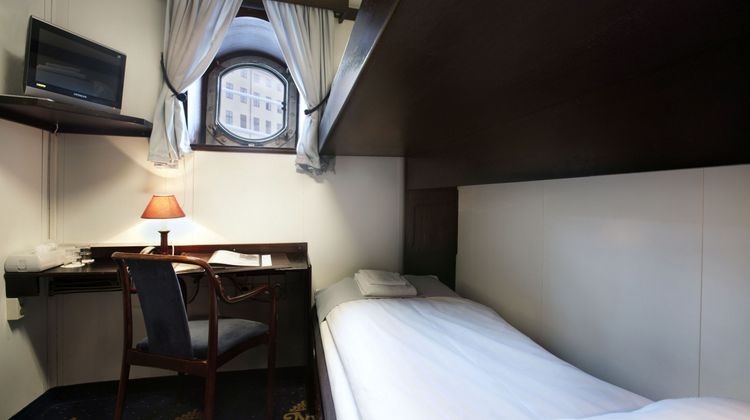 Malardrottningen Yacht Hotel Room