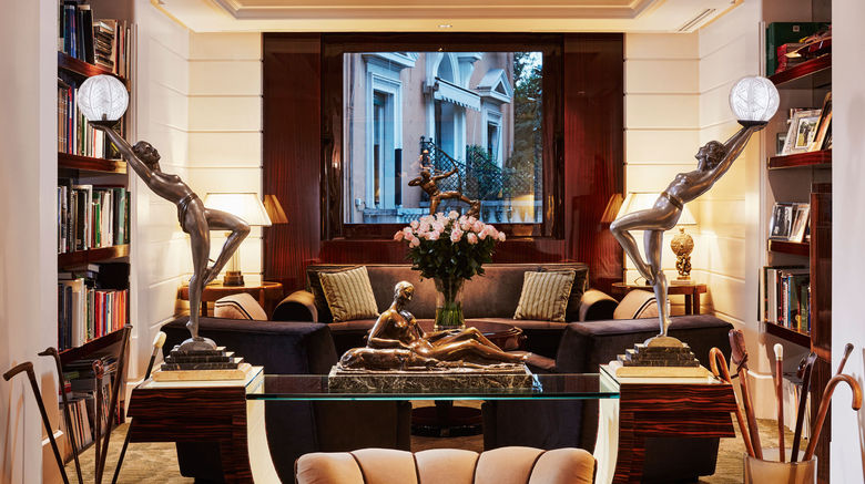<b>Lord Byron Hotel Lobby</b>. Images powered by <a href="https://www.leonardoworldwide.com/" title="Leonardo Worldwide" target="_blank">Leonardo</a>.