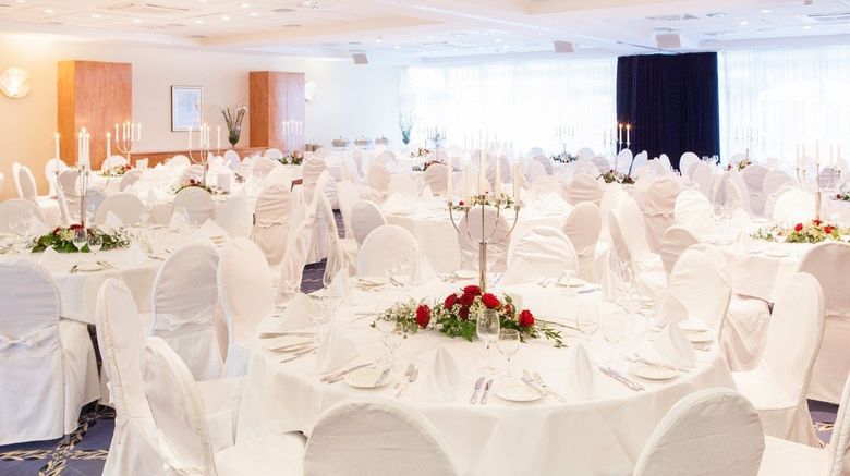 <b>Hotel Vier Jahreszeiten Starnberg Meeting</b>. Images powered by <a href="https://www.leonardoworldwide.com/" title="Leonardo Worldwide" target="_blank">Leonardo</a>.