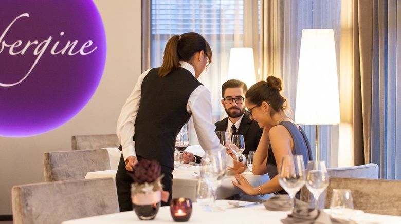 <b>Hotel Vier Jahreszeiten Starnberg Restaurant</b>. Images powered by <a href="https://www.leonardoworldwide.com/" title="Leonardo Worldwide" target="_blank">Leonardo</a>.