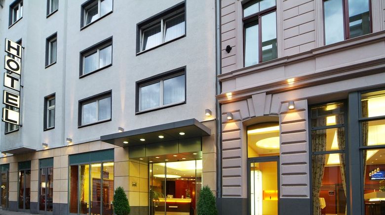 <b>Flandrischer Hof Hotel Exterior</b>. Images powered by <a href="https://www.leonardoworldwide.com/" title="Leonardo Worldwide" target="_blank">Leonardo</a>.