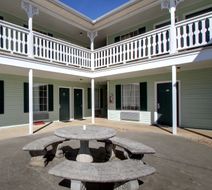 Key West Inn Exterior