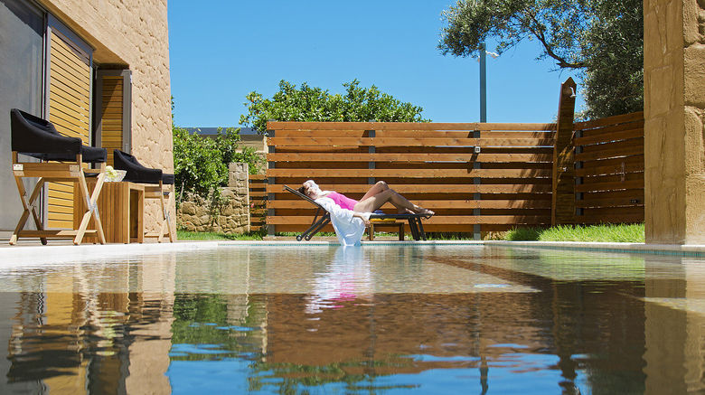 <b>Conte Marino Luxury Villas Pool</b>. Images powered by <a href="https://www.leonardoworldwide.com/" title="Leonardo Worldwide" target="_blank">Leonardo</a>.