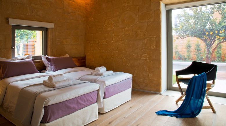 <b>Conte Marino Luxury Villas Suite</b>. Images powered by <a href="https://www.leonardoworldwide.com/" title="Leonardo Worldwide" target="_blank">Leonardo</a>.