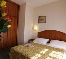 Garden Hotel Room