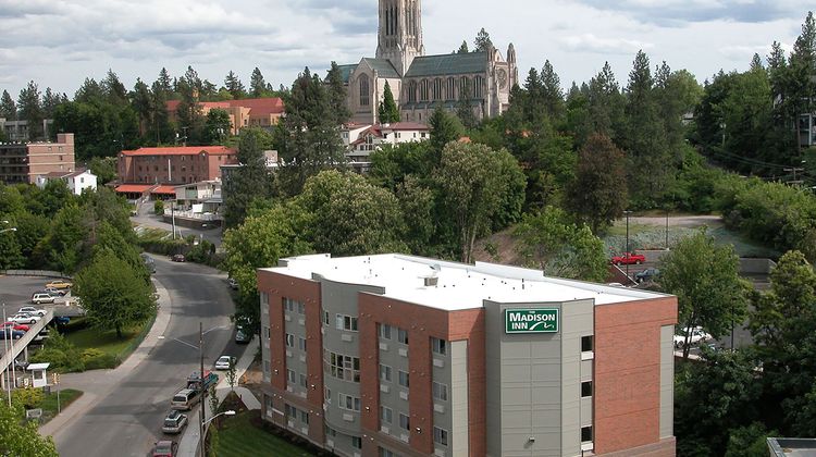 The Madison Spokane Inn Exterior