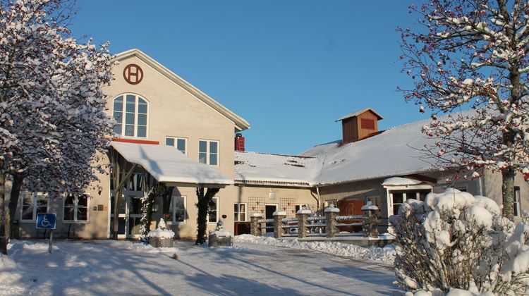 Hogbo Brukshotell Exterior