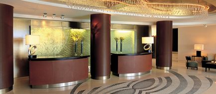 Amphitryon Hotel Lobby