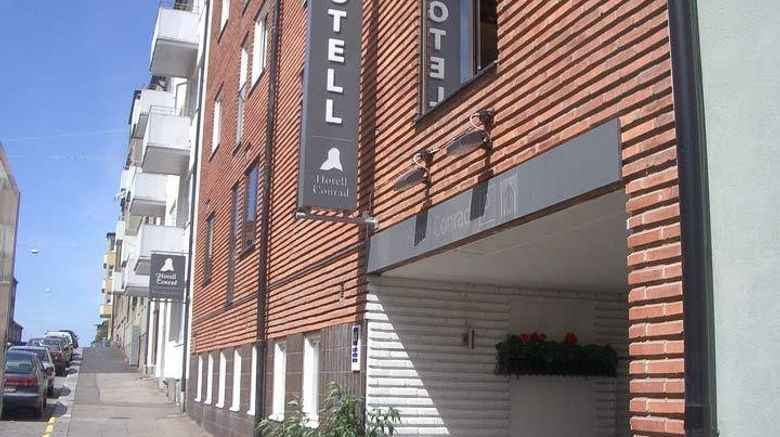 Conrad Hotel Exterior. Images powered by <a href="https://www.leonardoworldwide.com" target="_blank" rel="noopener">Leonardo</a>.