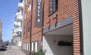 Conrad Hotel