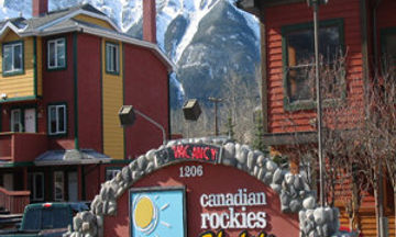 Canadian Rockies Chalets
