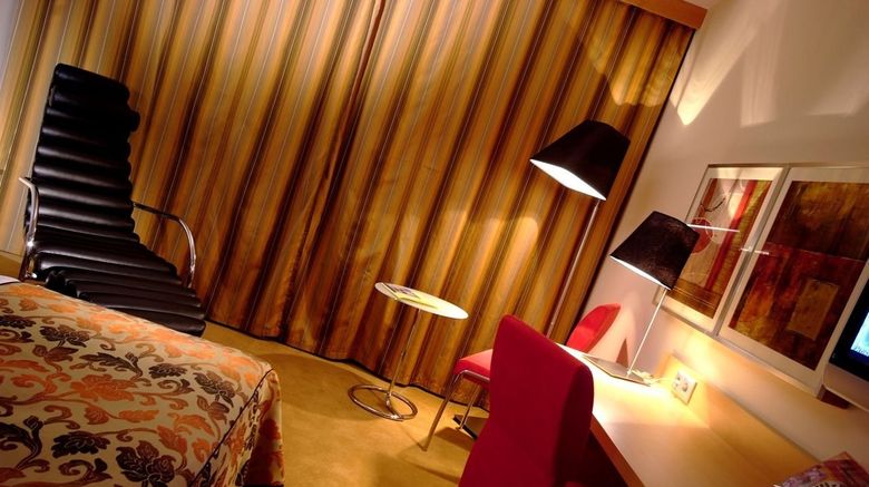 <b>The HP Park Hotel Room</b>. Images powered by <a href="https://www.leonardoworldwide.com/" title="Leonardo Worldwide" target="_blank">Leonardo</a>.