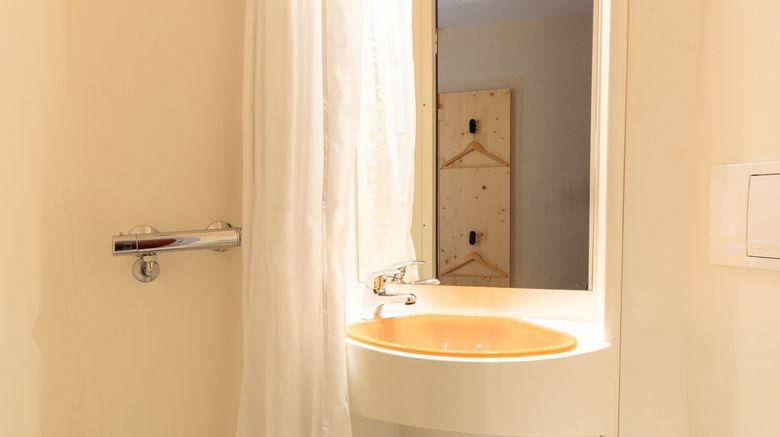 <b>easyHotel Glasgow City Centre Room</b>. Images powered by <a href="https://www.leonardoworldwide.com/" title="Leonardo Worldwide" target="_blank">Leonardo</a>.