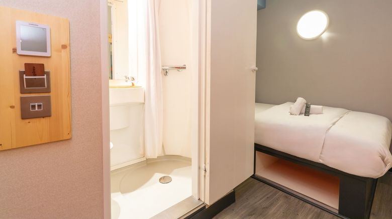 <b>easyHotel Glasgow City Centre Room</b>. Images powered by <a href="https://www.leonardoworldwide.com/" title="Leonardo Worldwide" target="_blank">Leonardo</a>.