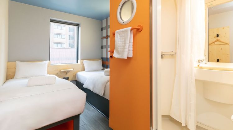 easyHotel Glasgow City Centre Room