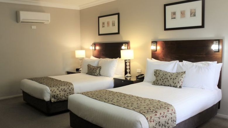 <b>Carlyle Suites & Apartments Room</b>. Images powered by <a href="https://www.leonardoworldwide.com/" title="Leonardo Worldwide" target="_blank">Leonardo</a>.