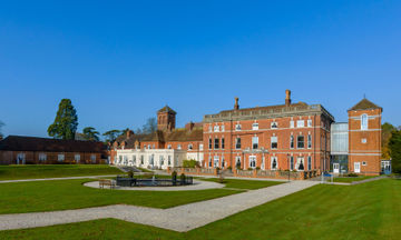 Oakley Hall Hotel Basingstoke