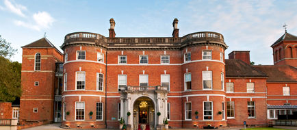 Oakley Hall Hotel Basingstoke Exterior