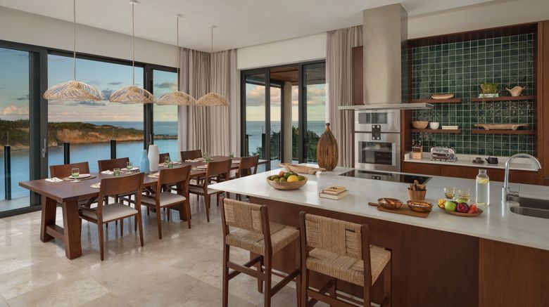 <b>Six Senses La Sagesse Suite</b>. Images powered by <a href="https://www.leonardoworldwide.com/" title="Leonardo Worldwide" target="_blank">Leonardo</a>.