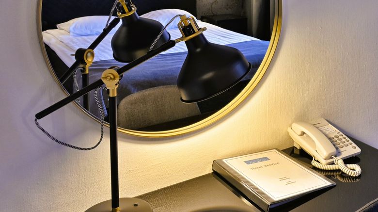 <b>Hotel Amadeus Room</b>. Images powered by <a href="https://www.leonardoworldwide.com/" title="Leonardo Worldwide" target="_blank">Leonardo</a>.