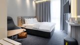 Holiday Inn Express Munich Airport Room