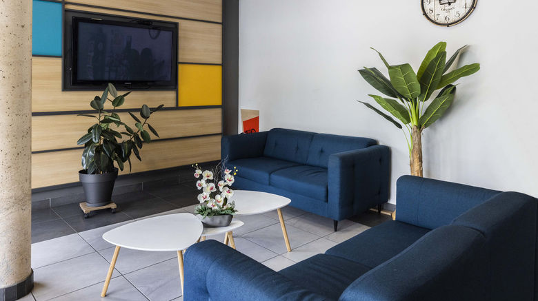 <b>B&B HOTEL Perpignan Saleilles Lobby</b>. Images powered by <a href="https://www.leonardoworldwide.com/" title="Leonardo Worldwide" target="_blank">Leonardo</a>.