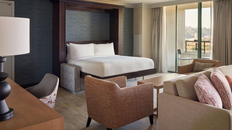 San Diego Marriott Mission Valley Suite