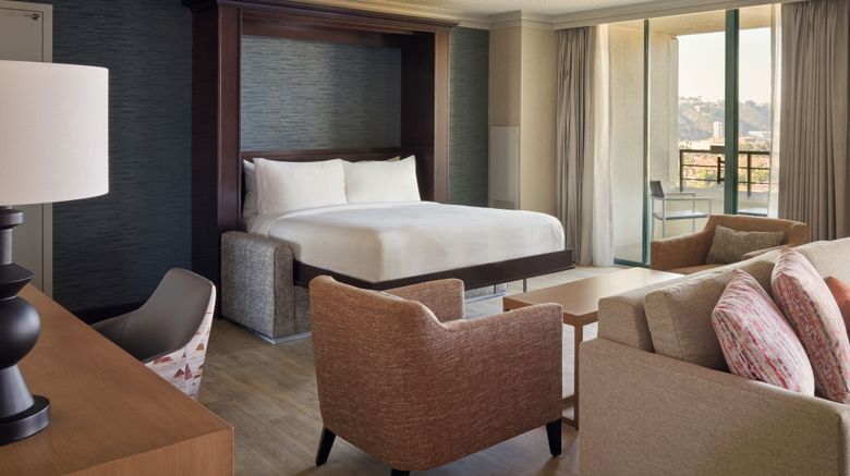 <b>San Diego Marriott Mission Valley Suite</b>. Images powered by <a href="https://www.leonardoworldwide.com/" title="Leonardo Worldwide" target="_blank">Leonardo</a>.