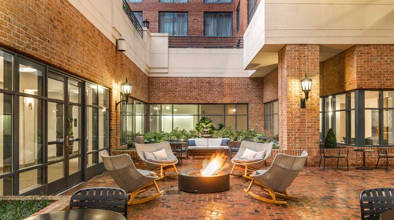 <b>Sheraton Suites Old Town Alexandria Exterior</b>. Images powered by <a href="https://www.leonardoworldwide.com/" title="Leonardo Worldwide" target="_blank">Leonardo</a>.