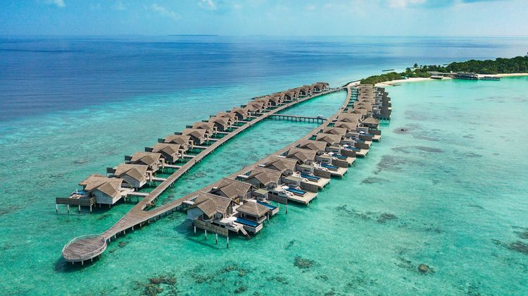 Sirru Fen Fushi Exterior