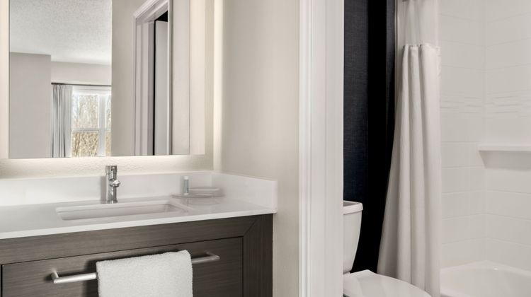 Residence Inn By Marriott Davenport Room