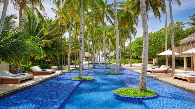 Sirru Fen Fushi Pool
