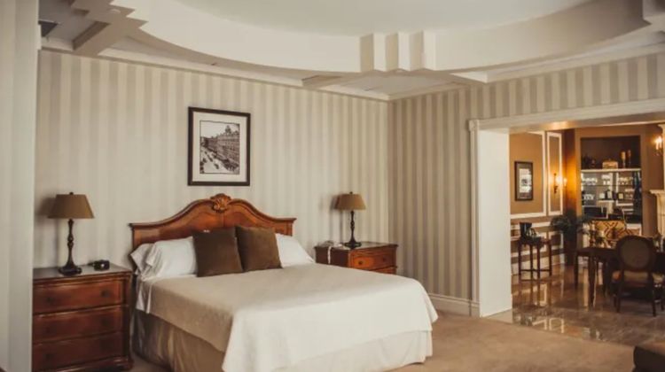 General Morgan Inn & Conference Center Suite