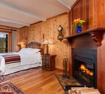 Stanford Inn by the Sea Room