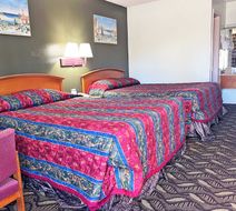 Scottish Inn Room