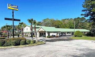 Scottish Inn