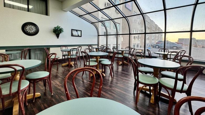 <b>Dakota Inn Restaurant</b>. Images powered by <a href="https://www.leonardoworldwide.com/" title="Leonardo Worldwide" target="_blank">Leonardo</a>.