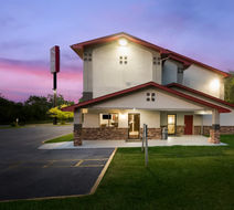 Red Roof Inn Mansfield Exterior