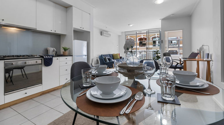 <b>Astra Apartments Sydney CBD Restaurant</b>. Images powered by <a href="https://www.leonardoworldwide.com/" title="Leonardo Worldwide" target="_blank">Leonardo</a>.