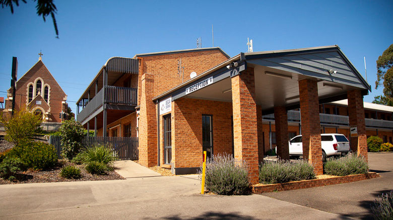 <b>Bega Downs Motor Inn Exterior</b>. Images powered by <a href="https://www.leonardoworldwide.com/" title="Leonardo Worldwide" target="_blank">Leonardo</a>.
