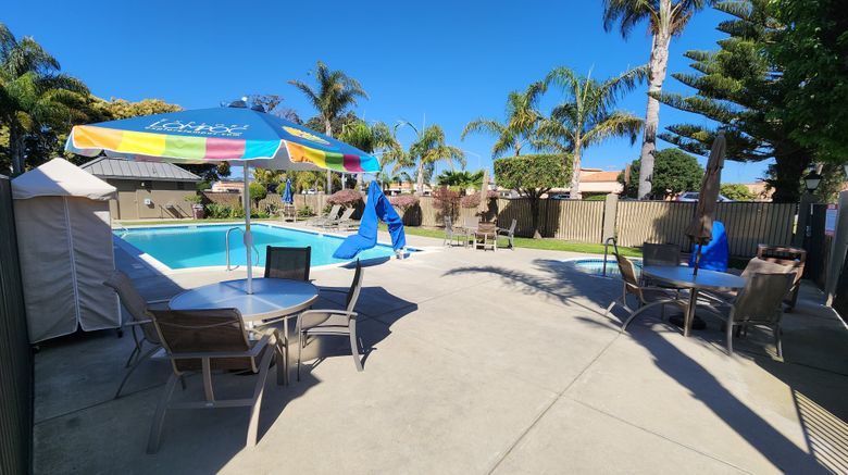 <b>Holiday Inn Express Pool</b>. Images powered by <a href="https://www.leonardoworldwide.com/" title="Leonardo Worldwide" target="_blank">Leonardo</a>.