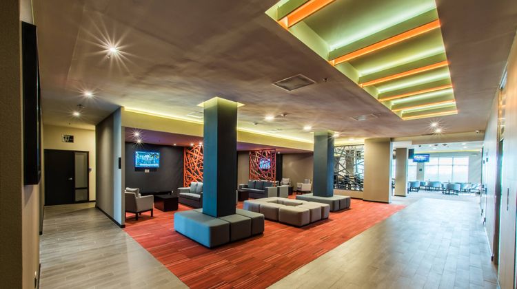 Courtyard by Marriottt San Luis Potosi Lobby