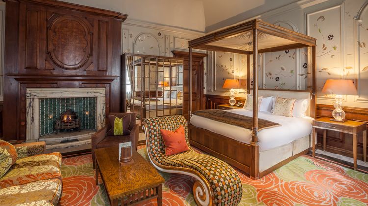 The Roseate Reading Suite