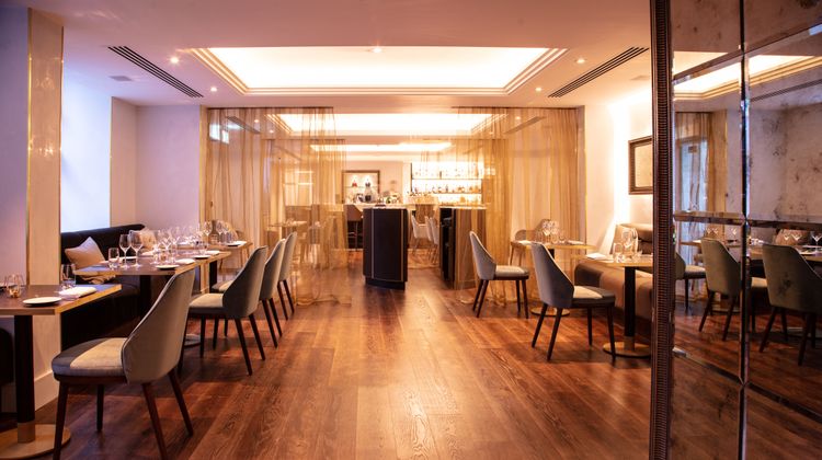 The Roseate Reading Restaurant