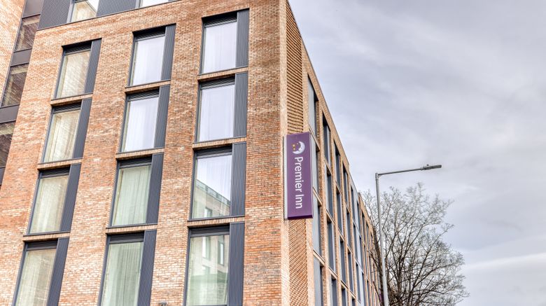 <b>Premier Inn Dublin - The Liberties Exterior</b>. Images powered by <a href="https://www.leonardoworldwide.com/" title="Leonardo Worldwide" target="_blank">Leonardo</a>.