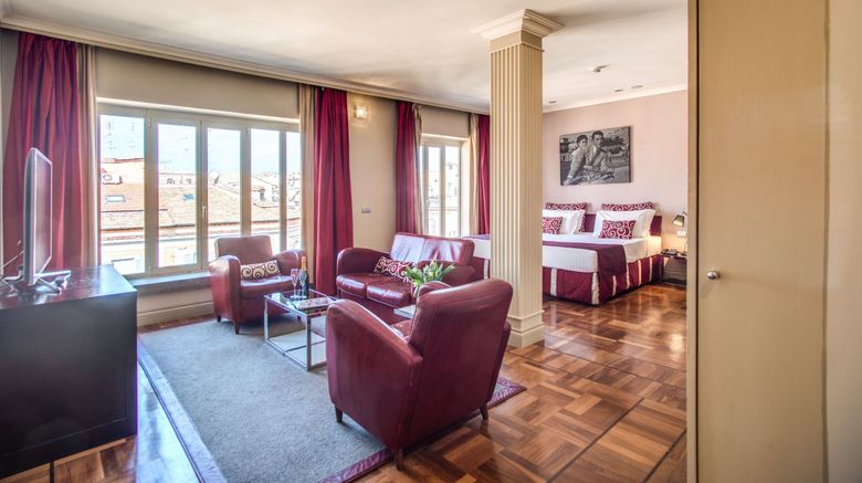 <b>Hotel La Griffe Rome Room</b>. Images powered by <a href="https://www.leonardoworldwide.com/" title="Leonardo Worldwide" target="_blank">Leonardo</a>.