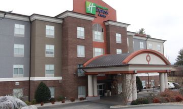 Holiday Inn Express Suites Wytheville