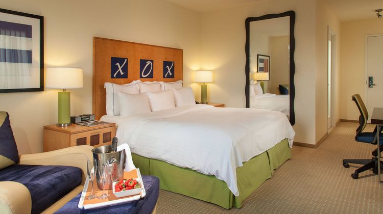 Renaissance Walnut Creek Hotel Room