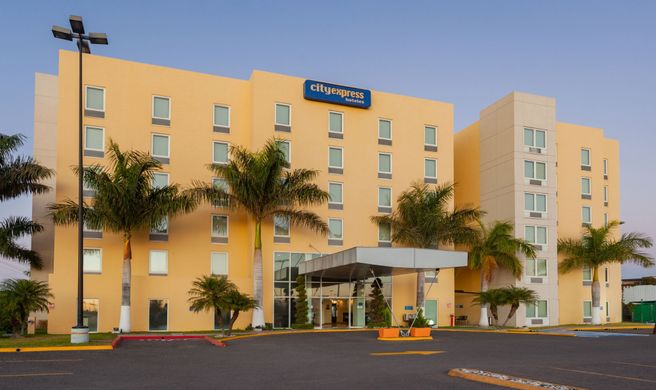 City Express by Marriott Celaya Parque Exterior