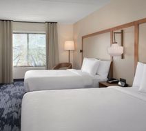 Fairfield Inn Rochester Airport Room